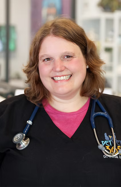 Suellen Wardell, DVM